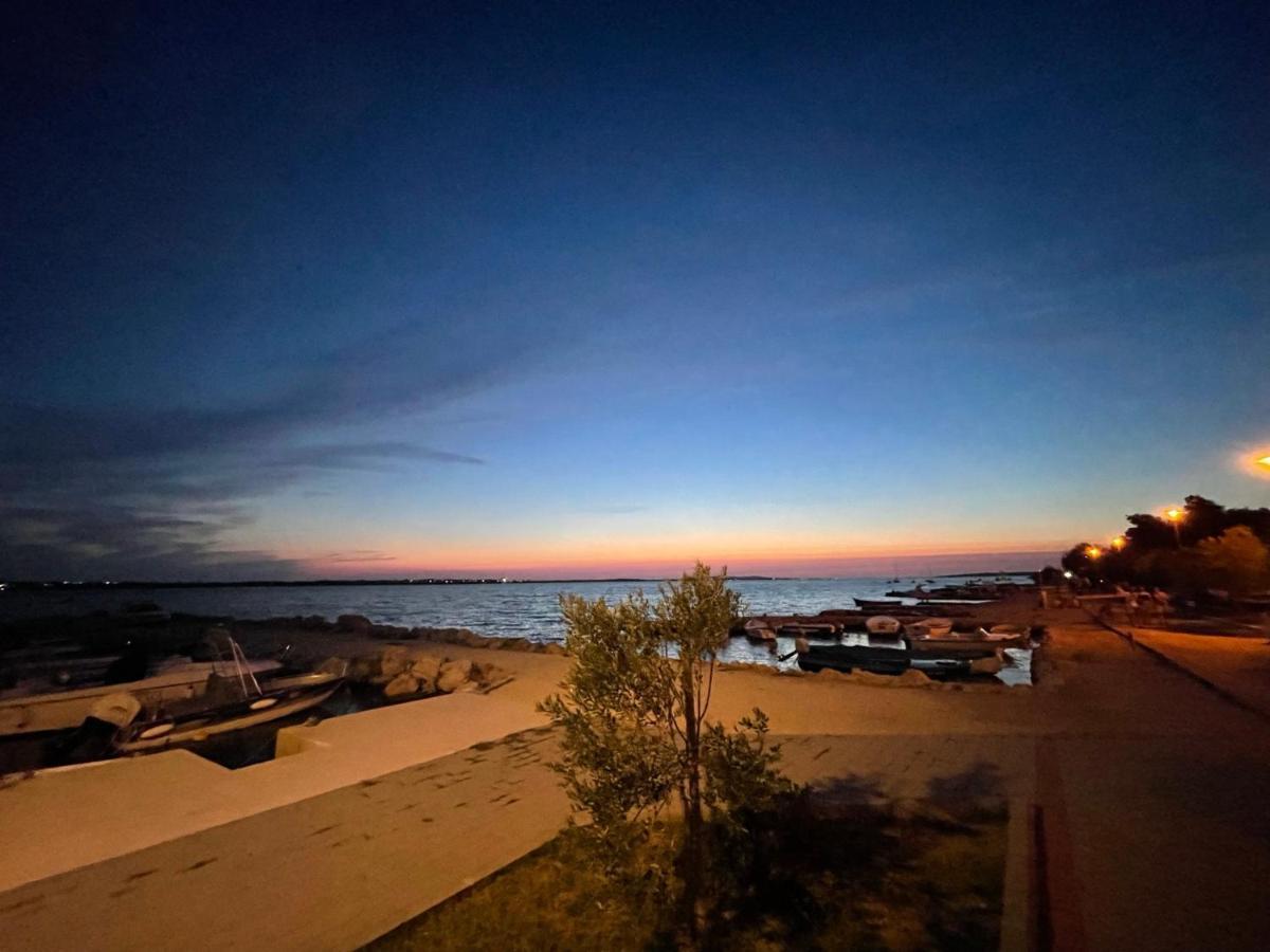 Villa Dea - Dein Rueckzugsort Am Meer Mit Beheiztem Pool ヴーシ エクステリア 写真