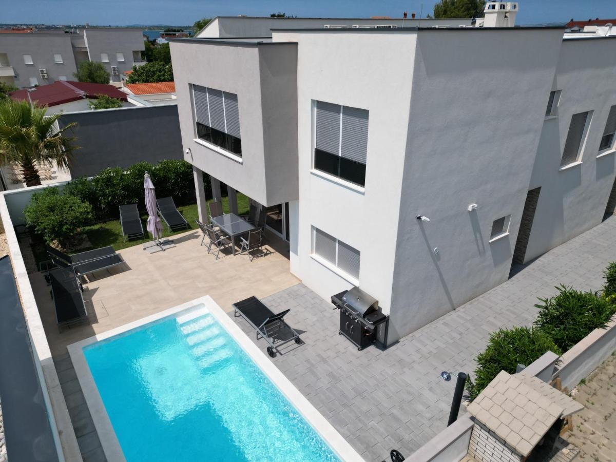 Villa Dea - Dein Rueckzugsort Am Meer Mit Beheiztem Pool ヴーシ エクステリア 写真